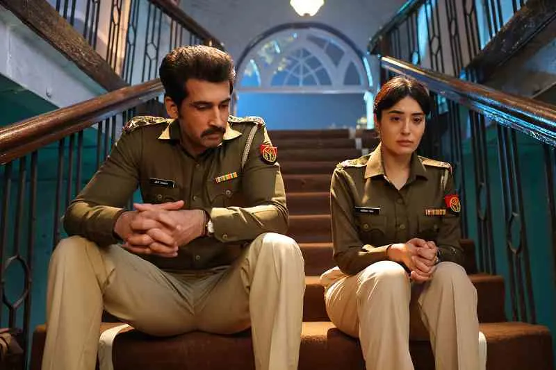 Gyaarah Gyaarah web series Download